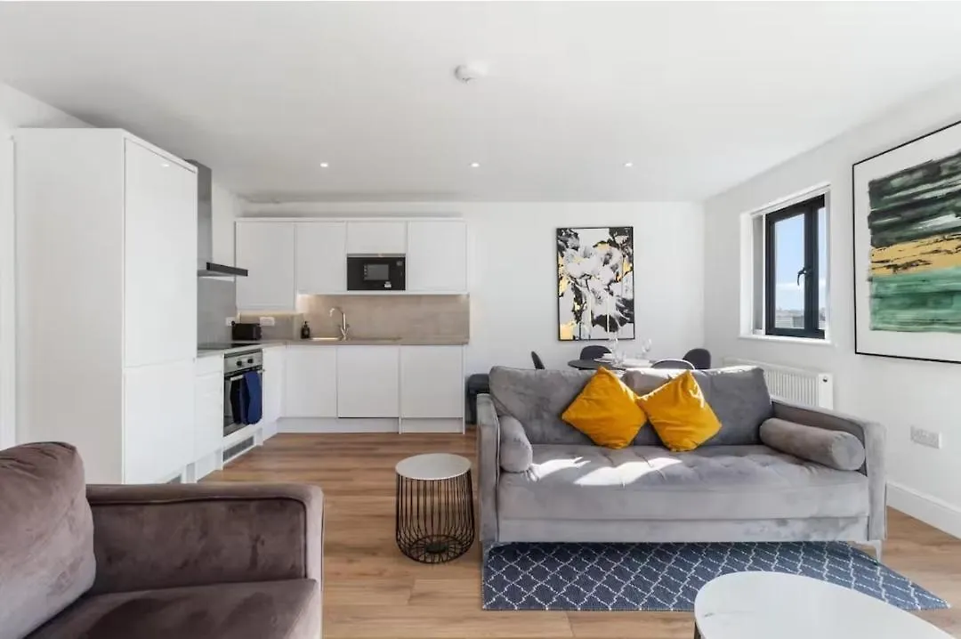 Large 2 Bed Apartment London Lewisham Catford - Long Stays Allowed